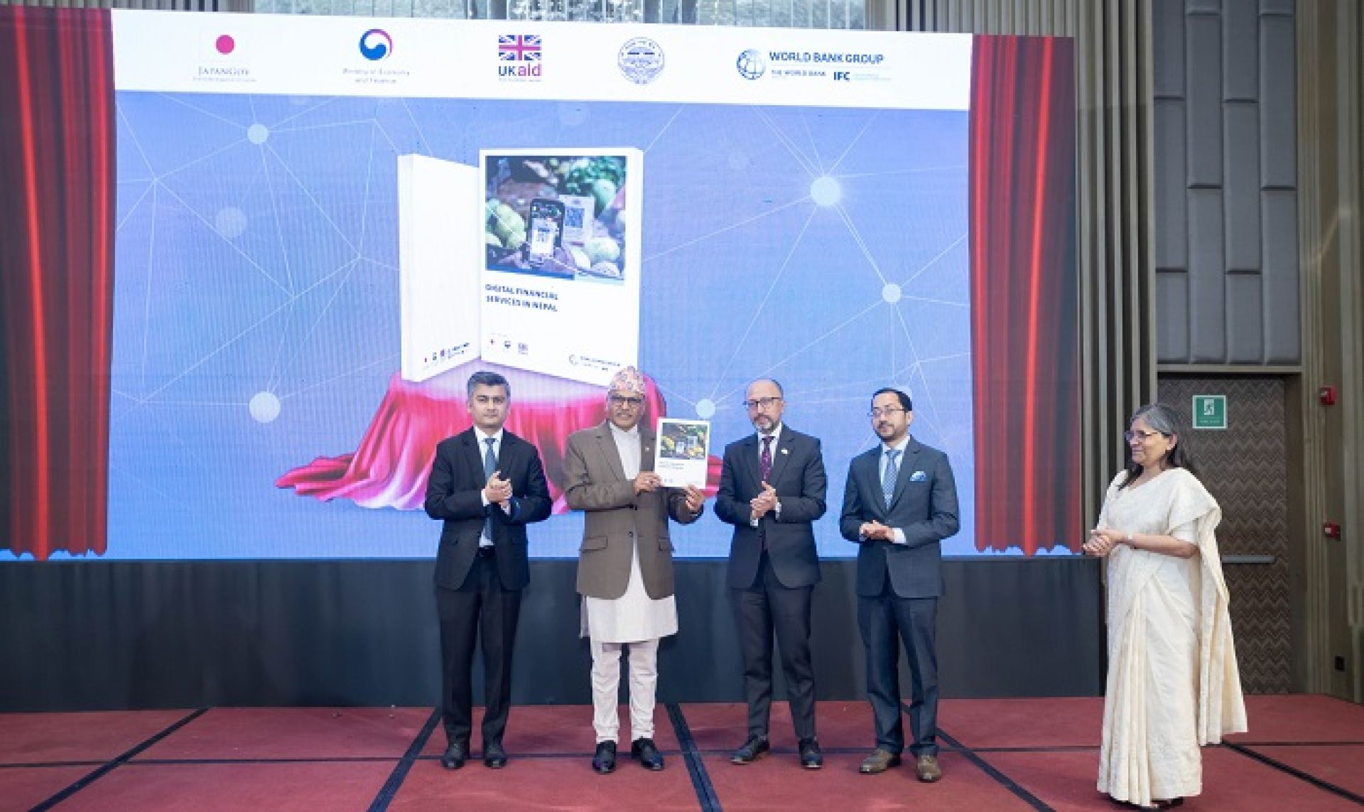 आइएफसी र नेपाल राष्ट्र बैंकद्वारा नेपालमा डिजिटल वित्तीय सेवाहरूको प्रभावसम्बन्धी प्रतिवेदन सार्वजनिक